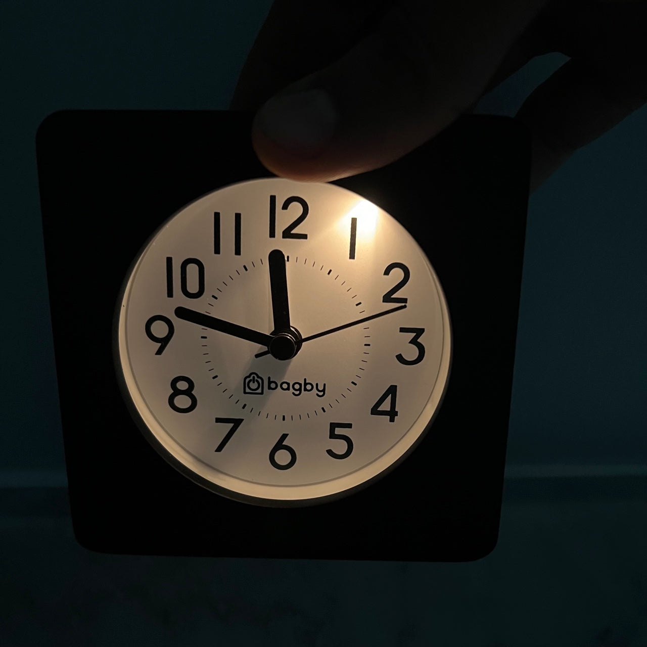 Silent Analog Alarm Clock Black - NEW
